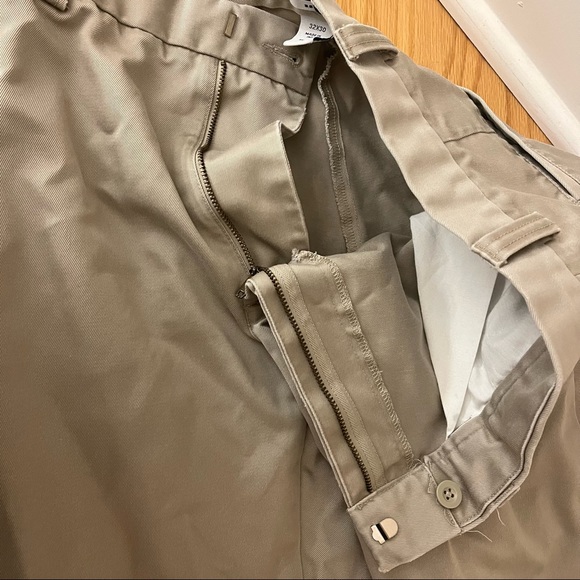 GAP Men’s Khakis New Size 32x30 - Picture 4 of 4